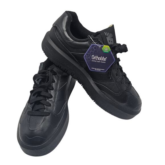 Athletic_Shoes